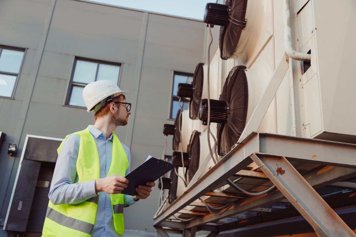 Commercial HVAC System Maintenance